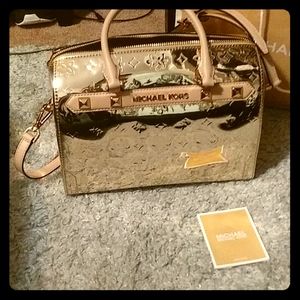 Michael kors,gold brand new purse
